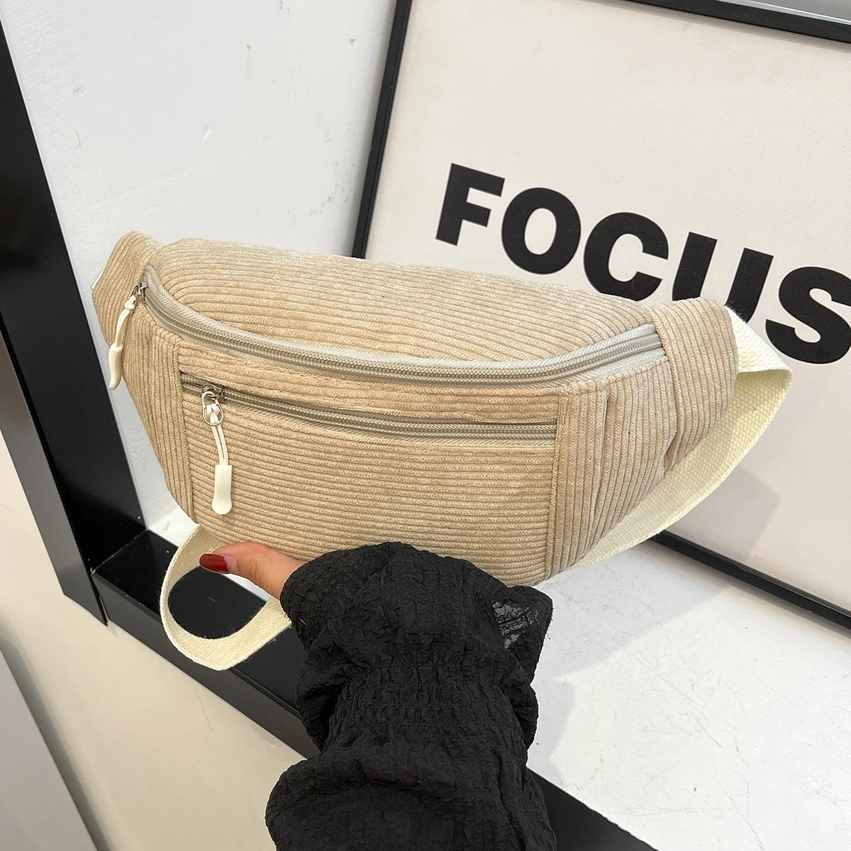 Sac banane en velours côtelé — style & pratique